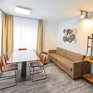 Excellentas Lejlighedshotel